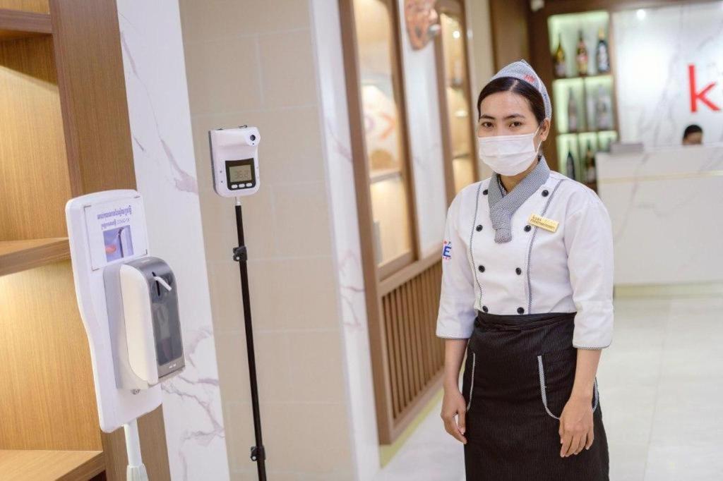 ル プレジデント ホテル プノンペン エクステリア 写真